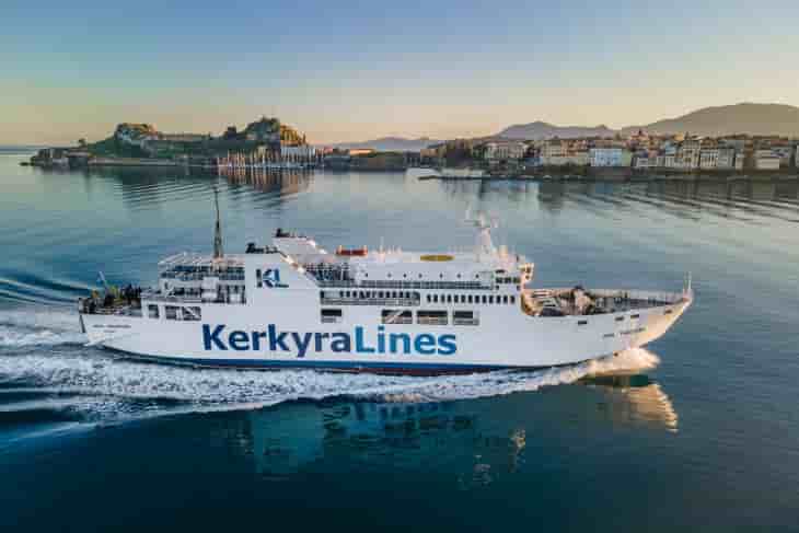 Επιστροφή στην Κέρκυρα