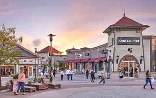 5η ημέρα: Νέα Υόρκη – Εκπτωτικό χωριό Woodbury Commons Outlets (προαιρετικά)