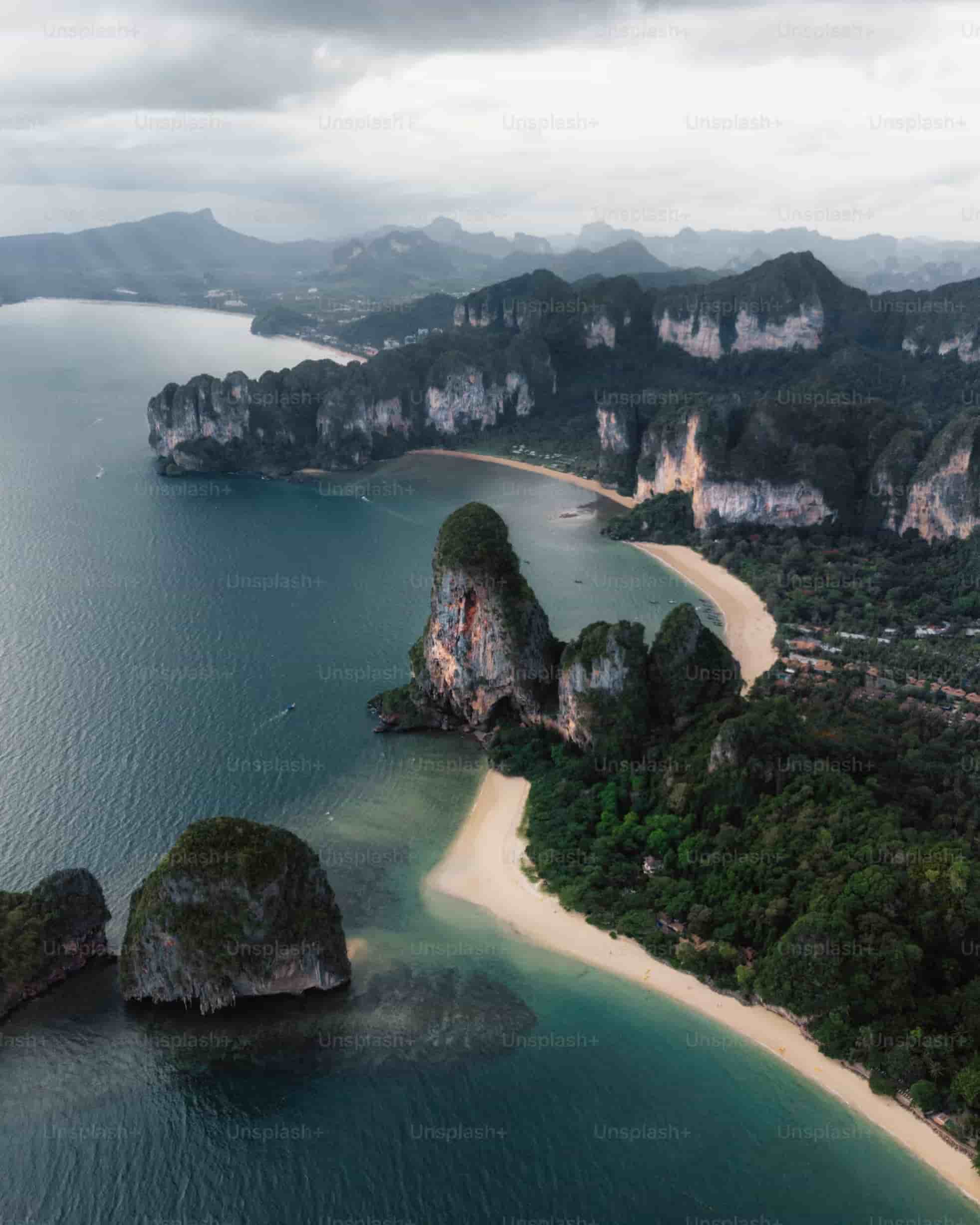 Πραγματοποιήστε μια εκδρομή στα Phi Phi Islands