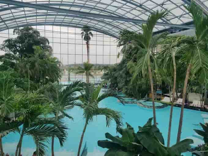 Βουκουρέστι – Therme Bucuresti - Ξενάγηση πόλης